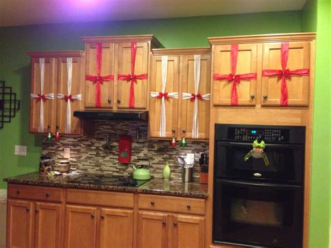 How to Put Ribbon on Kitchen Cabinets: A Creative Twist on Cabinet Decor